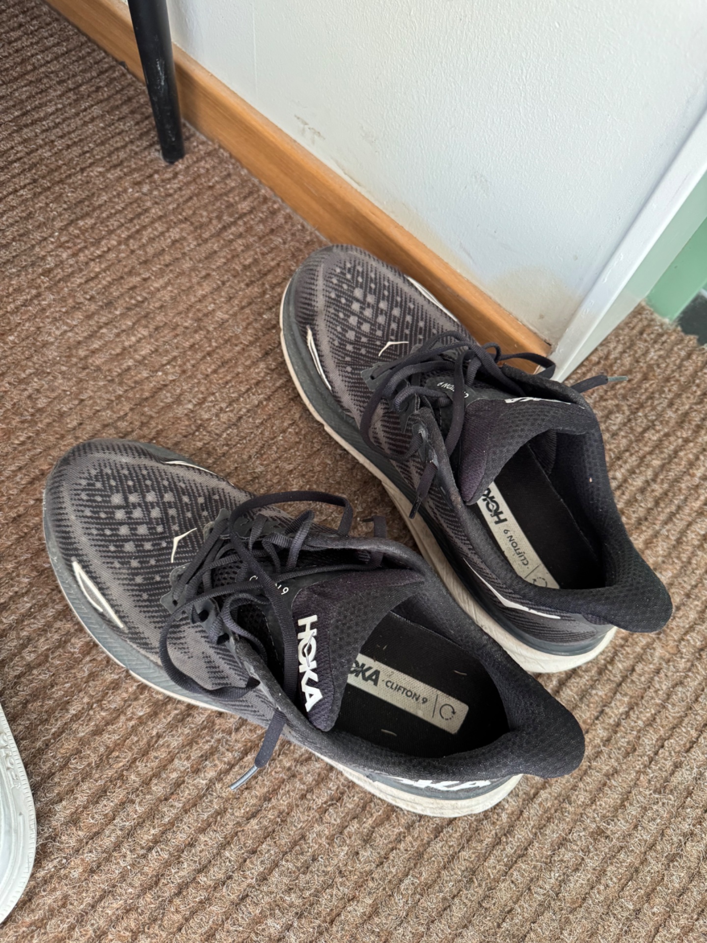 📸 Photo bingo: Training shoes