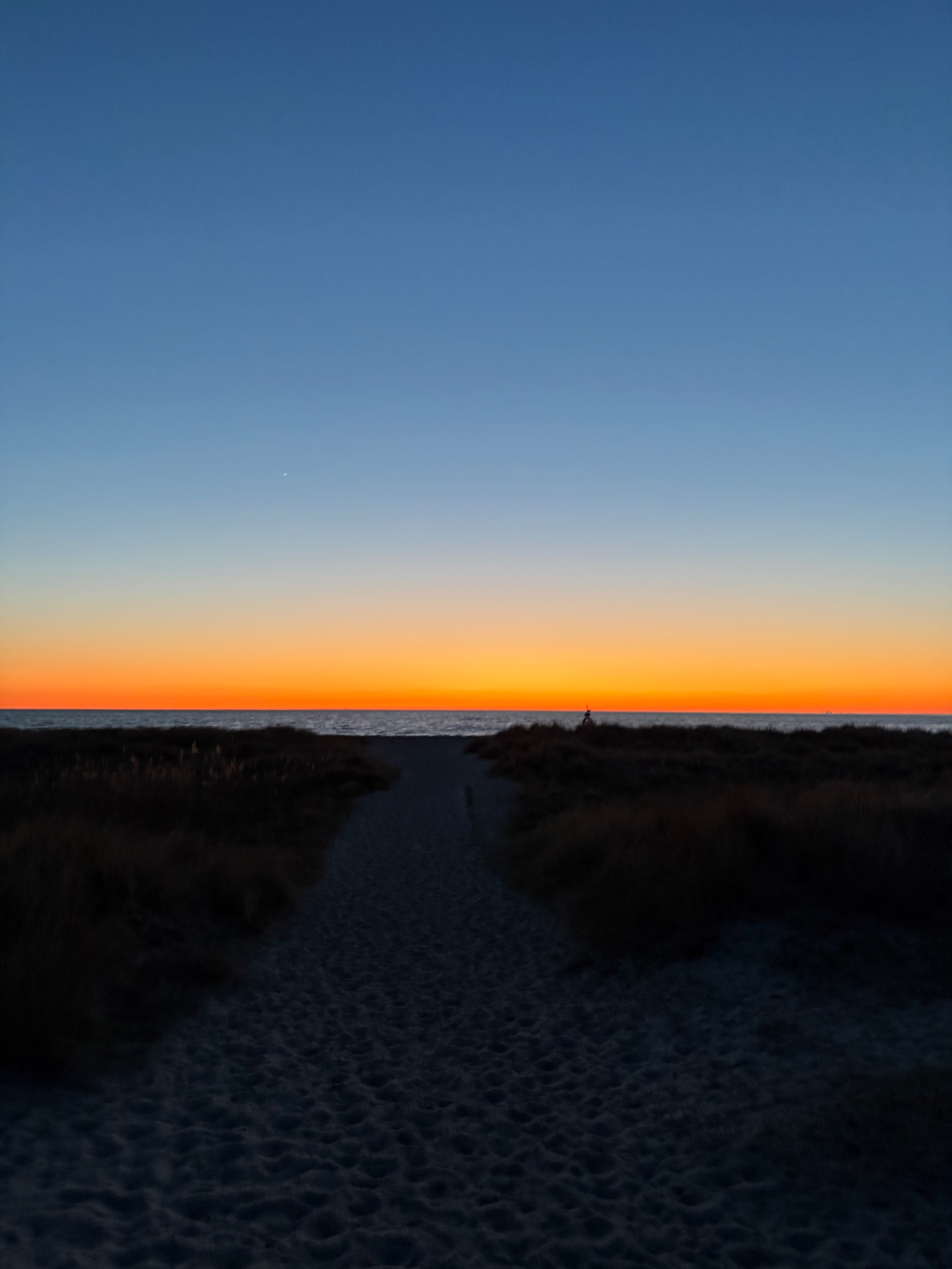 📸 Photo bingo: A sunset/rise