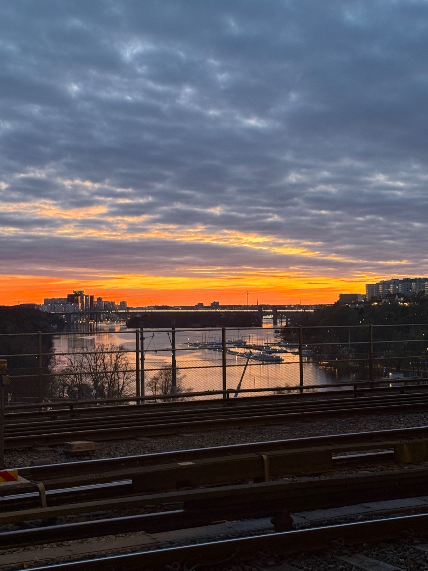 📸 Photo bingo: A sunset/rise