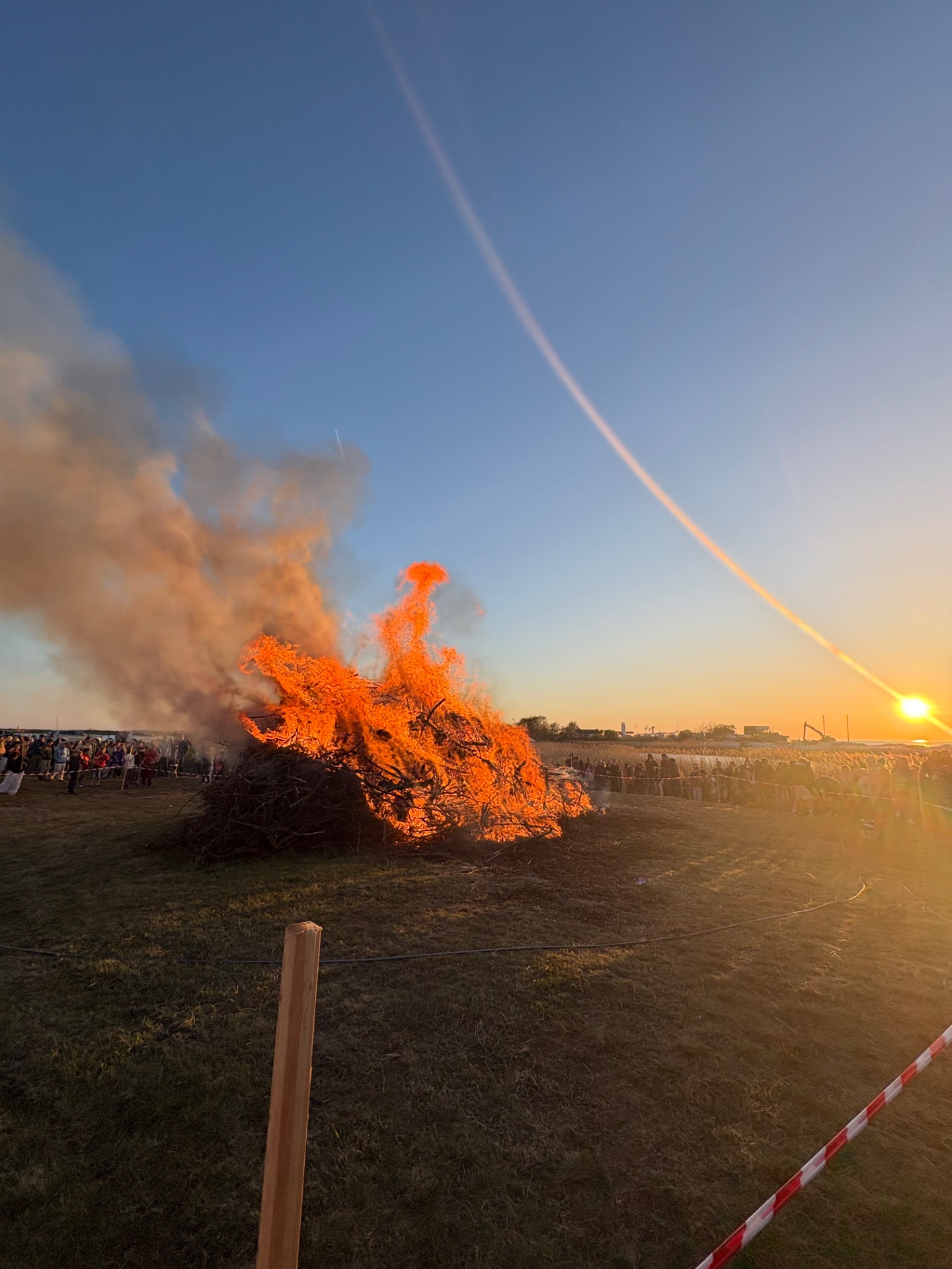 📸 Photo bingo: A fire