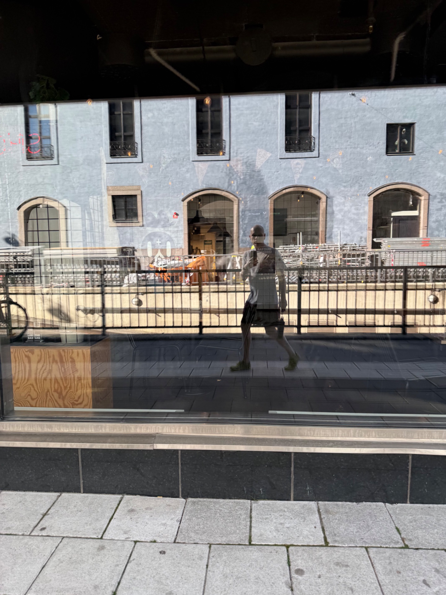 📸 Photo bingo: A reflection of you in a window