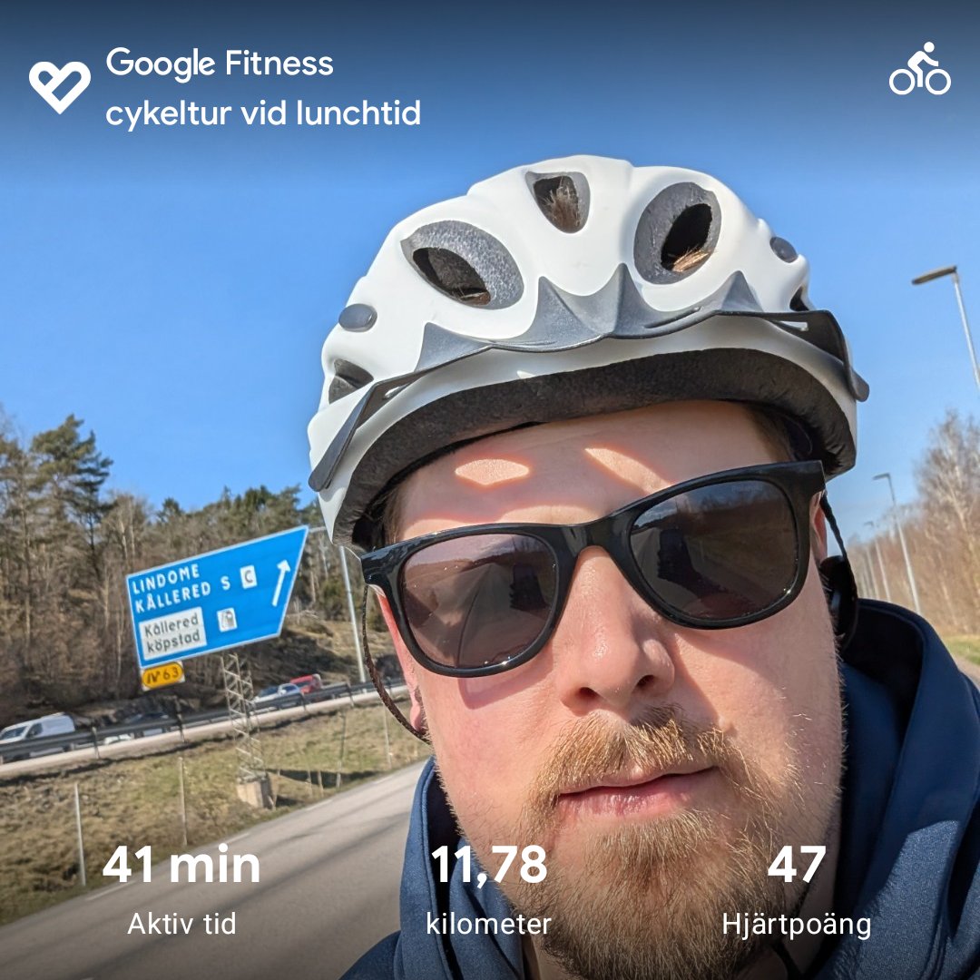 A fantastic lunchtime bike ride captured on Google Fitness! This cyclist completed 11.78 km in 41 minutes with an impressive heart rate average of 47, showing a solid aerobic workout on a beautiful day.