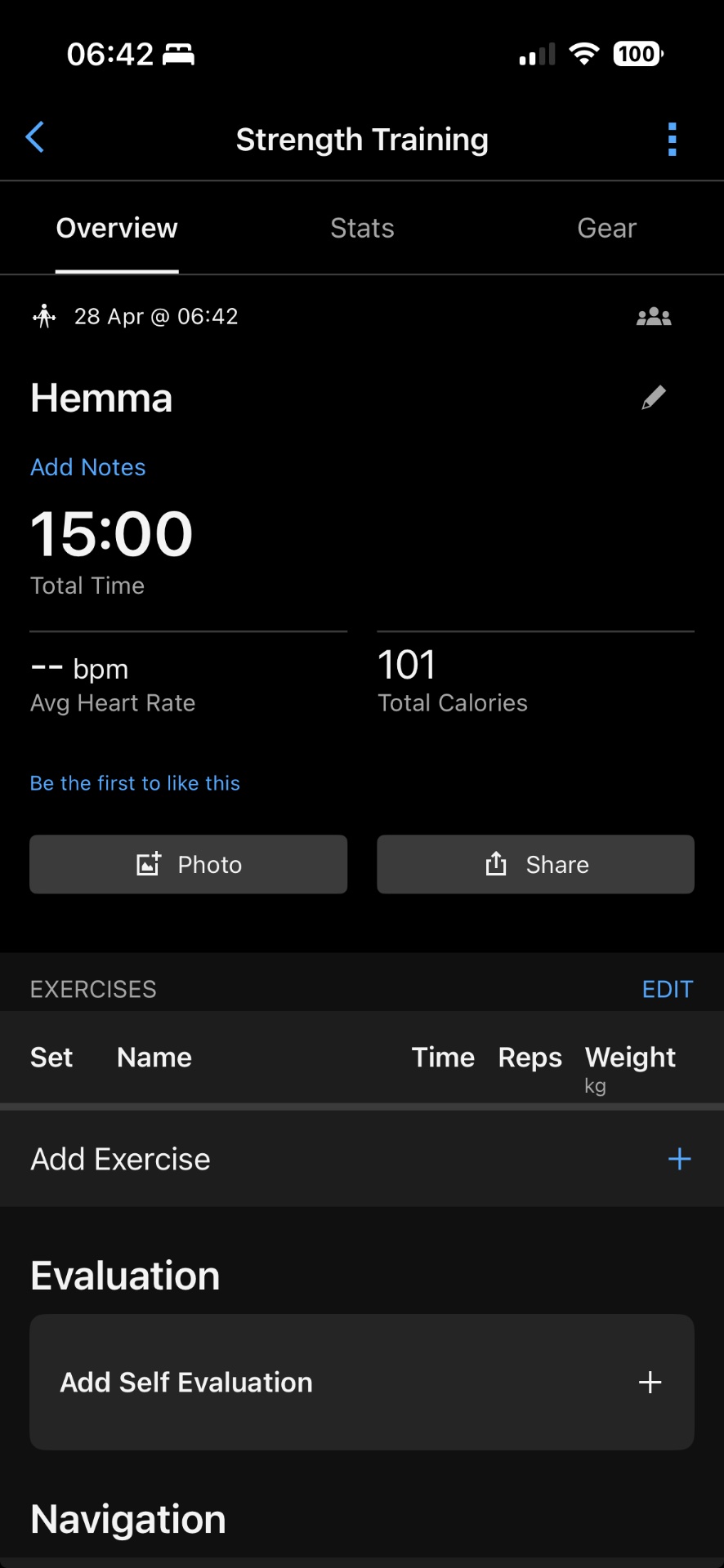 A 15-minute strength training session called 'Hemma' completed on April 28th, burning 101 calories with an average heart rate of 101 bpm. This appears to be a structured resistance workout tracked through a fitness app.