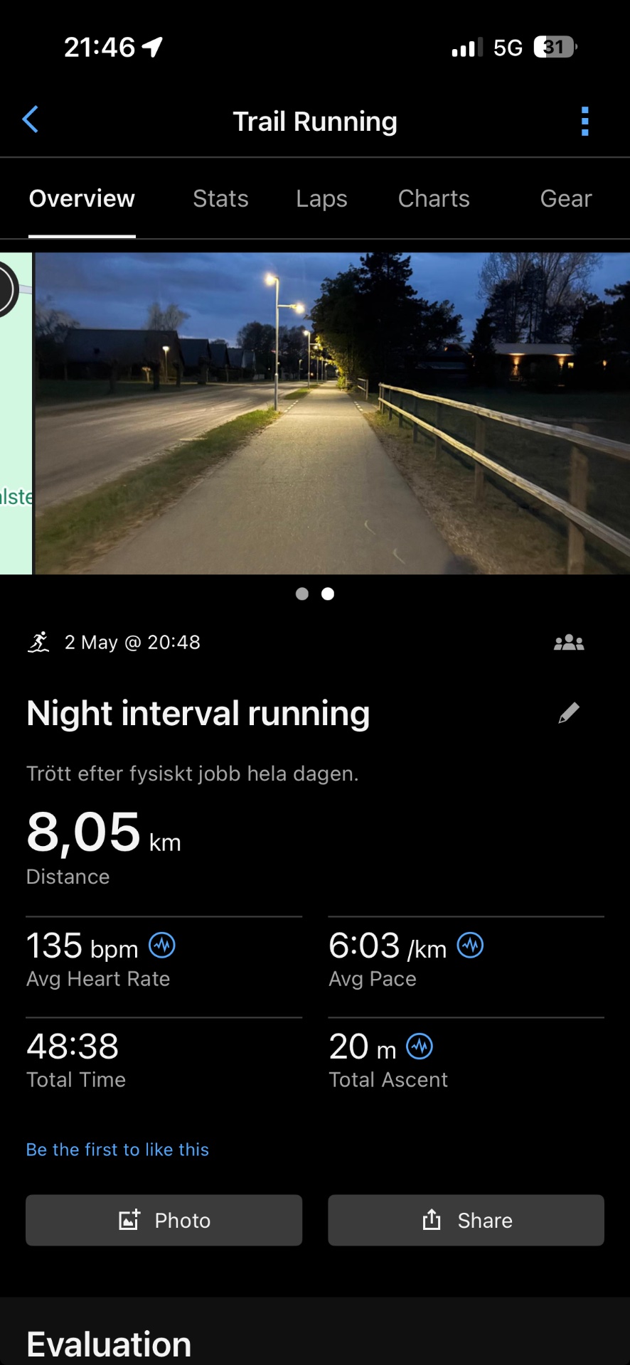 Night interval running session covering 8.05 km at an average pace of 6:03/km with a heart rate of 135 bpm. A solid evening run on a well-lit trail path!