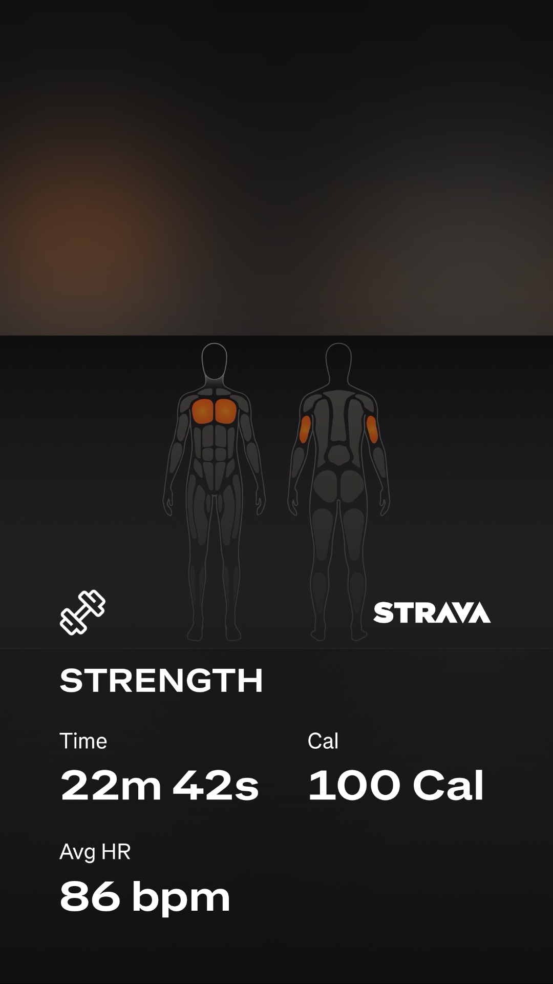 A focused strength training session logged on Strava, highlighting chest and arm muscle engagement with a 22-minute workout burning 100 calories at an average heart rate of 86 bpm.
